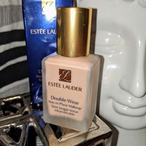 Estee Lauder Double Wear Foundation